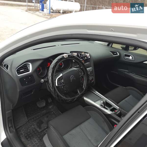 Хетчбек Citroen C4 2010 в Хмільнику