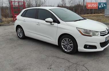 Хэтчбек Citroen C4 2010 в 