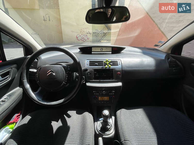 Хетчбек Citroen C4 2010 в Івано-Франківську