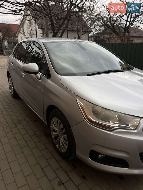 Хэтчбек Citroen C4 2011 в Ивано-Франковске фото 3 Хэтчбек Citroen C4 2011 в Ивано-Франковске