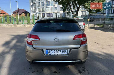 Хэтчбек Citroen C4 2011 в 