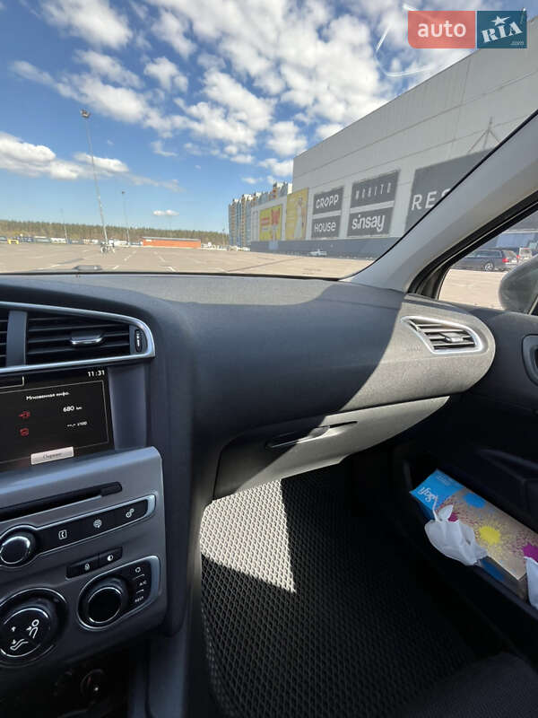 Хетчбек Citroen C4 2015 в Києві