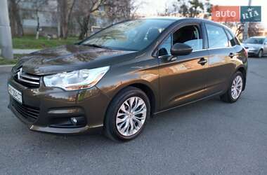 Хэтчбек Citroen C4 2012 в 