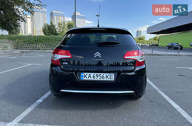 Хэтчбек Citroen C4 2013 в 