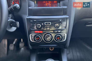 Хетчбек Citroen C4 2013 в 