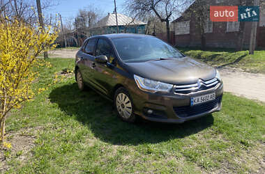 Хэтчбек Citroen C4 2014 в 