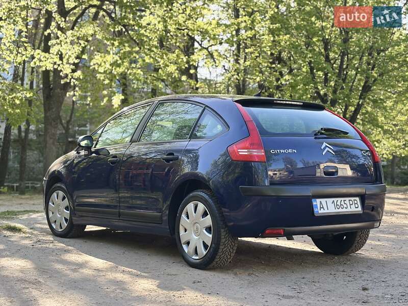 Хетчбек Citroen C4 2006 в 