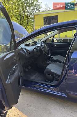 Хетчбек Citroen C4 2006 в 