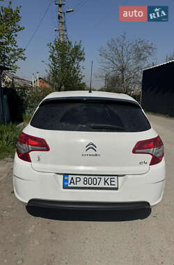 Хэтчбек Citroen C4 2011 в 