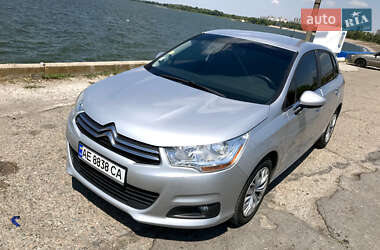 Хэтчбек Citroen C4 2014 в 