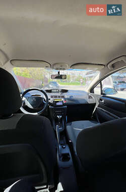 Хэтчбек Citroen C4 2007 в 