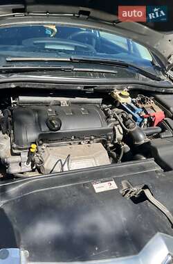 Седан Citroen C4 2010 в 