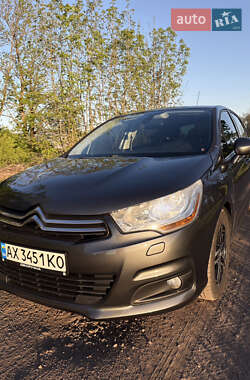 Хетчбек Citroen C4 2013 в 