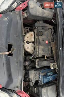 Хетчбек Citroen C4 2006 в 
