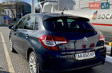 Хэтчбек Citroen C4 2011 в 