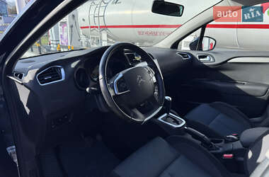 Хэтчбек Citroen C4 2011 в 
