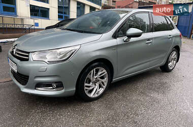 Хетчбек Citroen C4 2012 в 