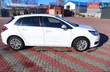 Хэтчбек Citroen C4 2015 в Киеве