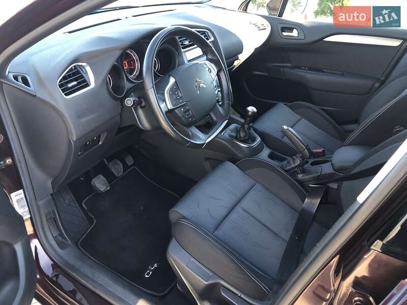 Хэтчбек Citroen C4 2011 в Калуше