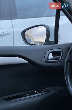 Хетчбек Citroen C4 2012 в 