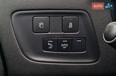 Хэтчбек Citroen C4 2015 в 