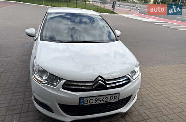 Хетчбек Citroen C4 2014 в 