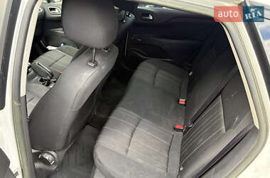 Хетчбек Citroen C4 2014 в 