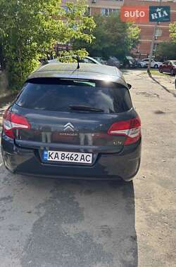 Хетчбек Citroen C4 2012 в 