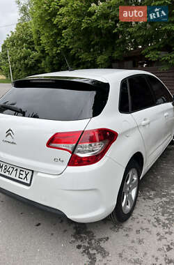 Хетчбек Citroen C4 2012 в 
