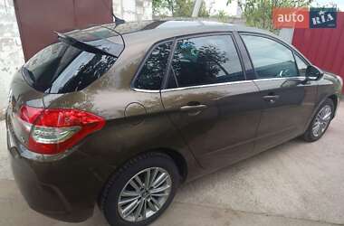 Хэтчбек Citroen C4 2010 в 