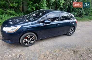 Хэтчбек Citroen C4 2012 в 