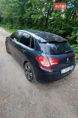 Хэтчбек Citroen C4 2012 в 