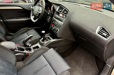 Хетчбек Citroen C4 2011 в 