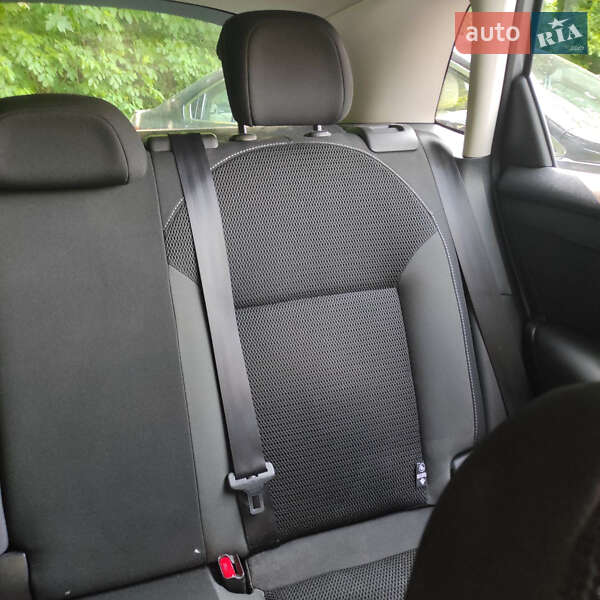 Хэтчбек Citroen C4 2016 в Львове