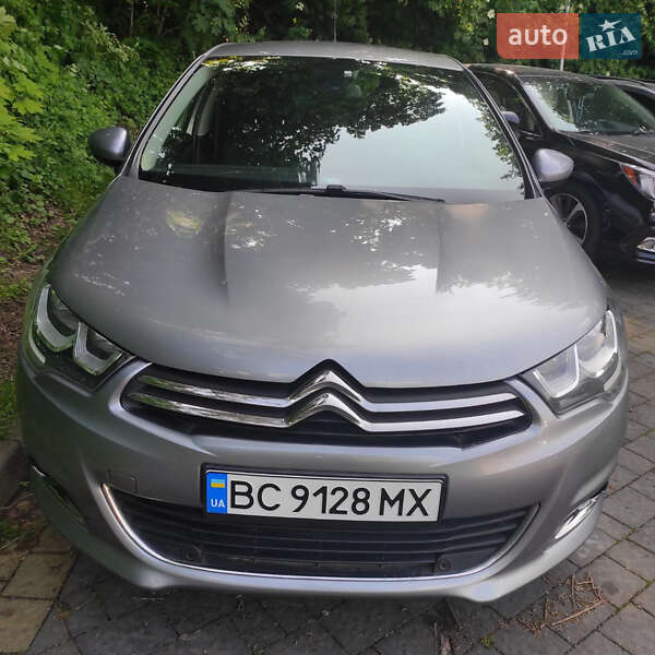 Хэтчбек Citroen C4 2016 в Львове