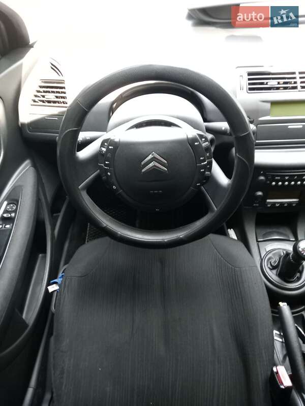 Хетчбек Citroen C4 2010 в Черкасах