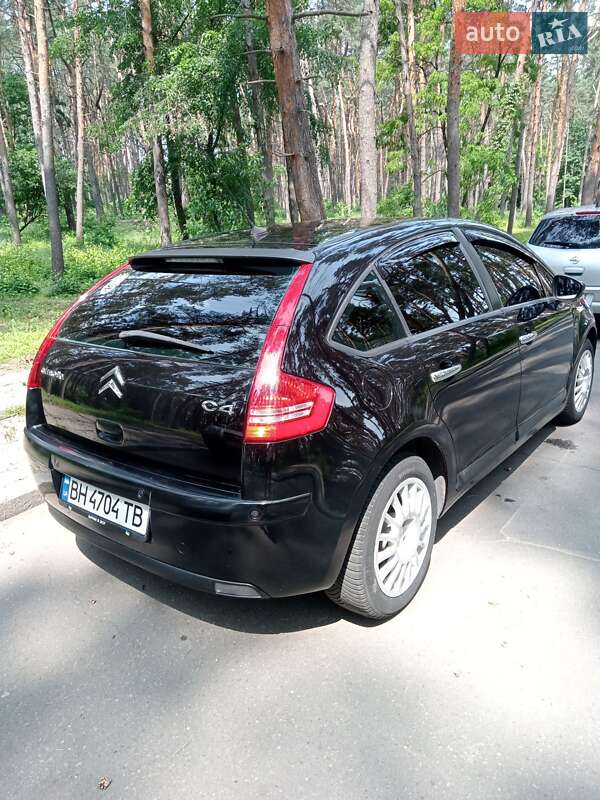Хетчбек Citroen C4 2010 в Черкасах