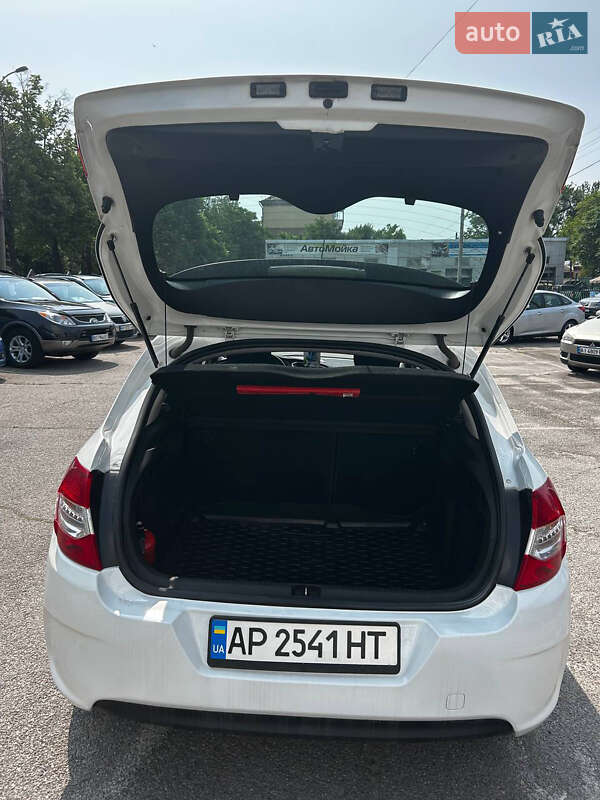 Хетчбек Citroen C4 2013 в Запоріжжі
