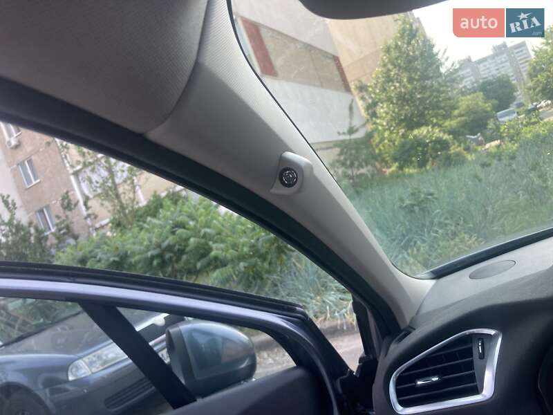 Хэтчбек Citroen C4 2011 в Киеве