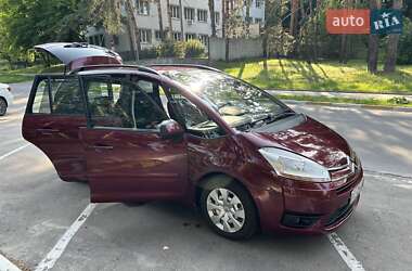 Хэтчбек Citroen C4 2007 в 
