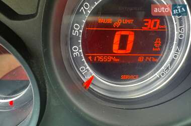 Хэтчбек Citroen C4 2014 в 