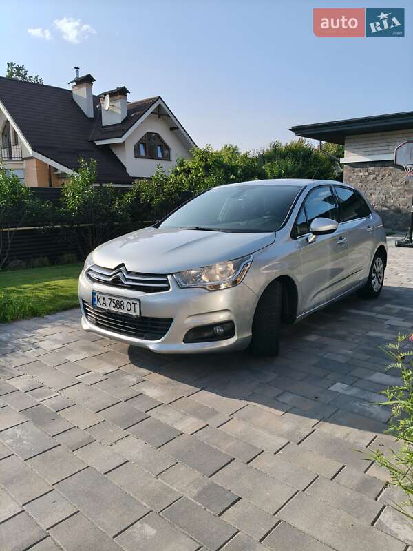 Citroen C4 2011