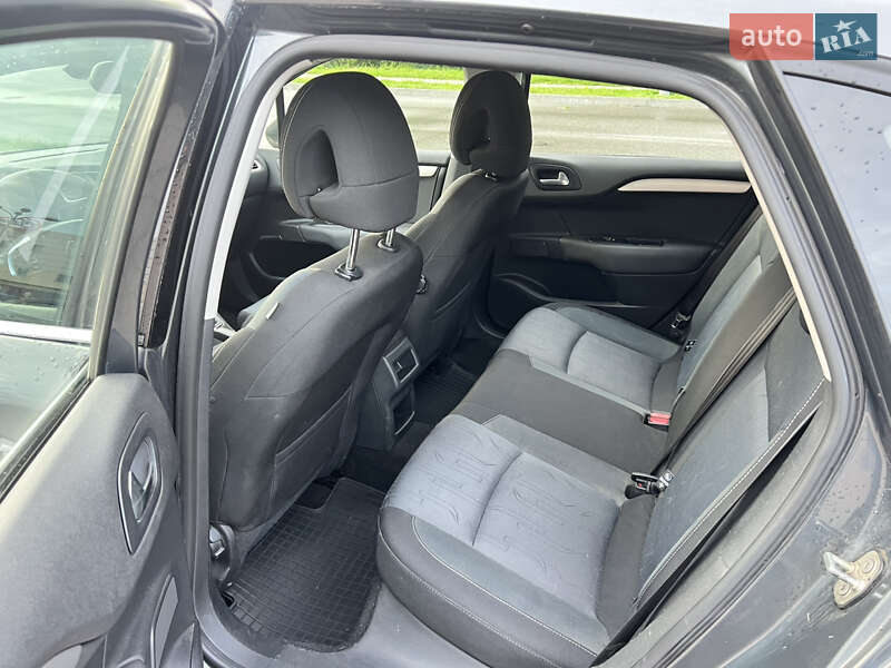 Хэтчбек Citroen C4 2012 в Сумах