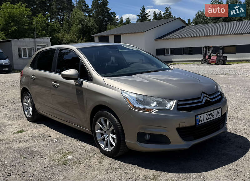 Хэтчбек Citroen C4 2013 в Киеве