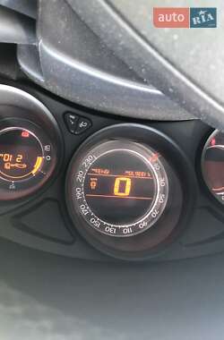 Хетчбек Citroen C4 2013 в 