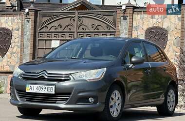 Хэтчбек Citroen C4 2012 в 