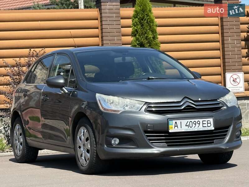 Хэтчбек Citroen C4 2012 в Киеве