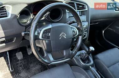 Хэтчбек Citroen C4 2012 в 