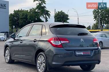 Хэтчбек Citroen C4 2012 в 