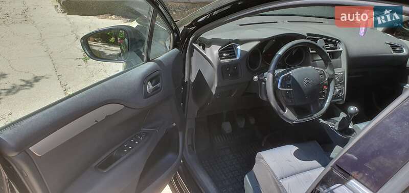 Хэтчбек Citroen C4 2010 в Ивано-Франковске